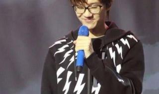 许嵩武汉演唱会 许嵩武汉演唱会